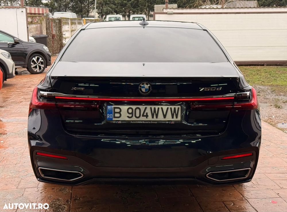 BMW Seria 7 750d xDrive - 38