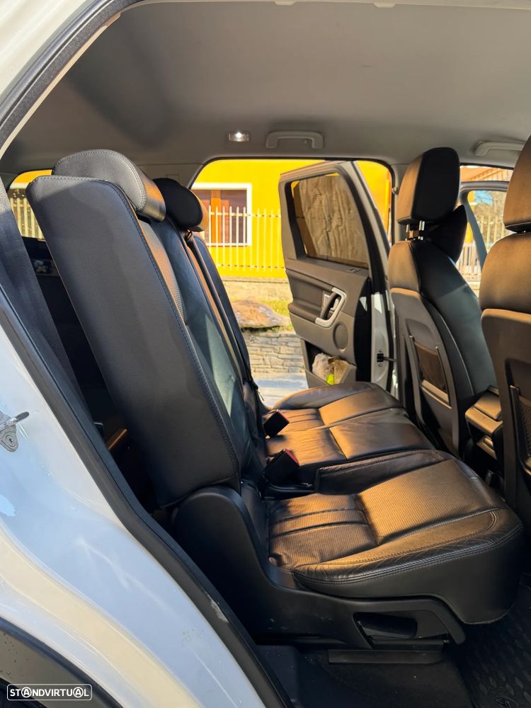 Land Rover Discovery Sport - 44