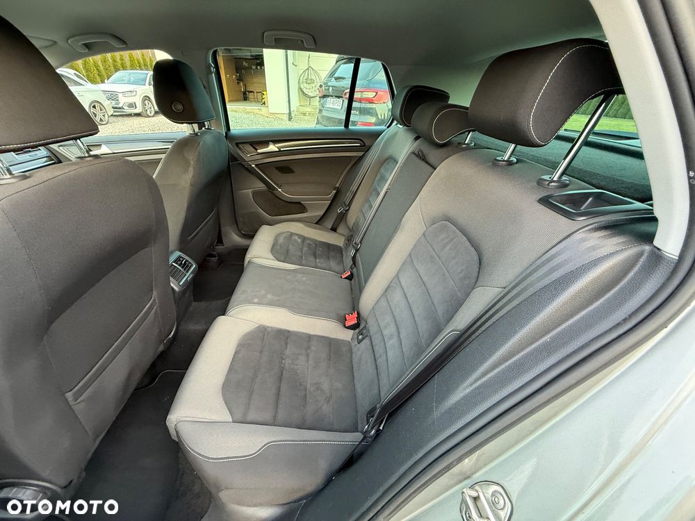 Volkswagen Golf 2.0 TDI (BlueMotion Technology) Highline - 5