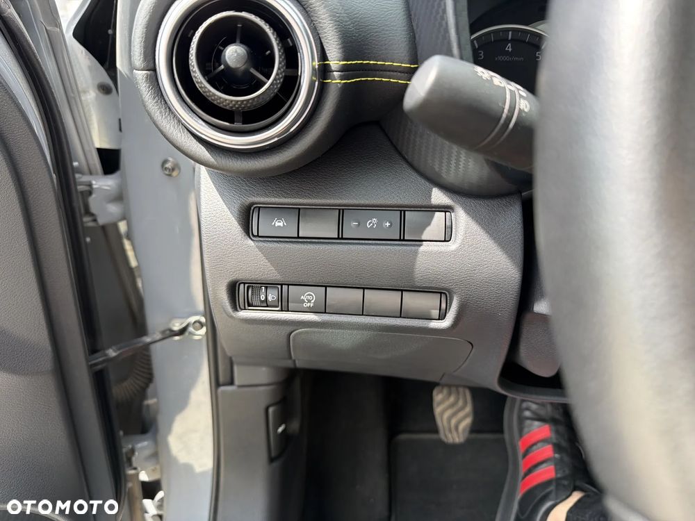 Nissan Juke 1.0 DIG-T Kiiro - 21