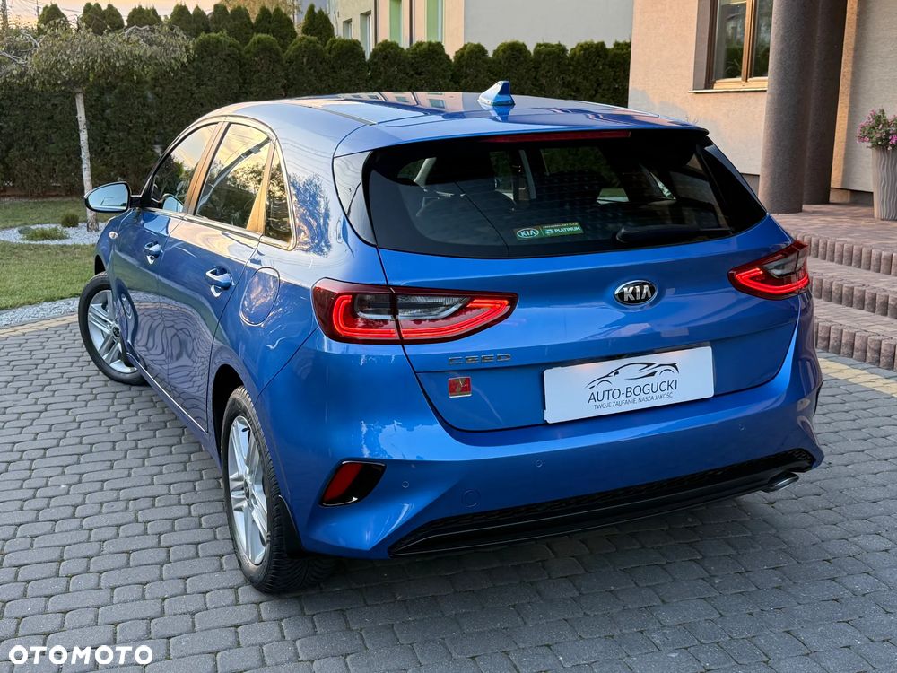 Kia Ceed 1.4 T-GDI M DCT - 14