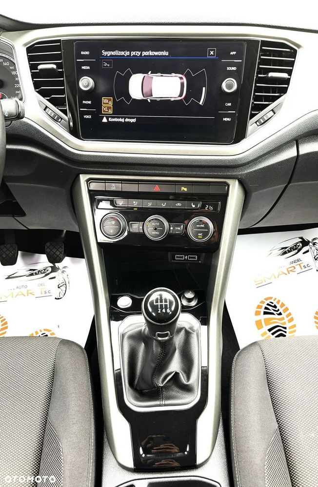 Volkswagen T-Roc 1.0 TSI Style - 29