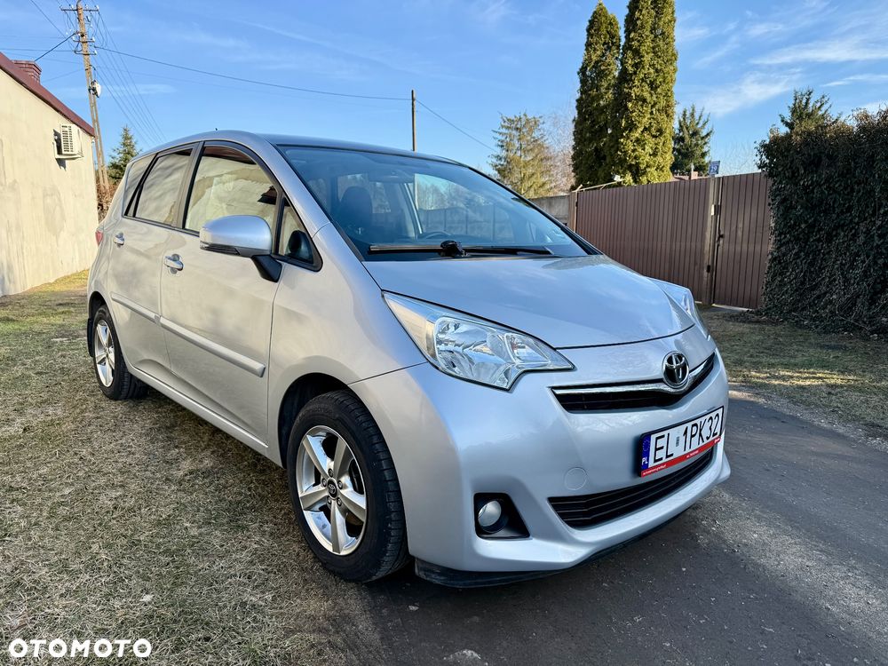 Toyota Verso S 1.33 Premium MS - 10