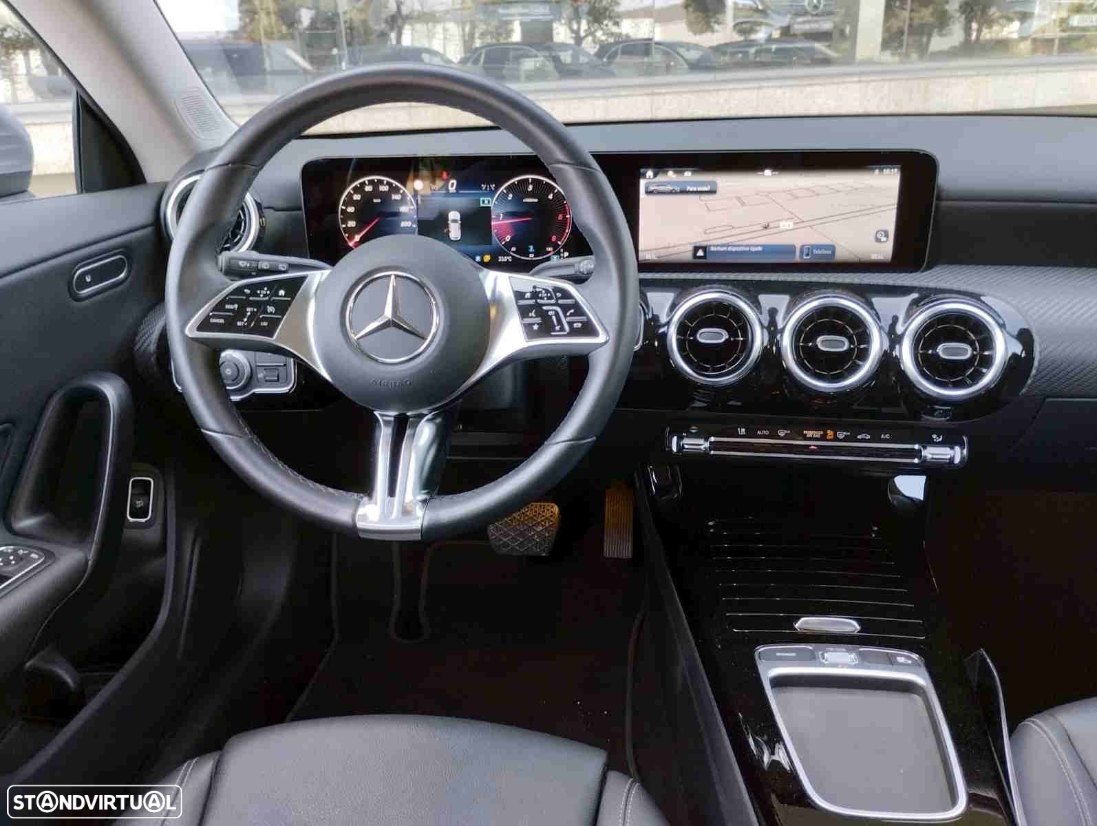 Mercedes-Benz CLA 180 d Shooting Brake Progressive Aut. - 3