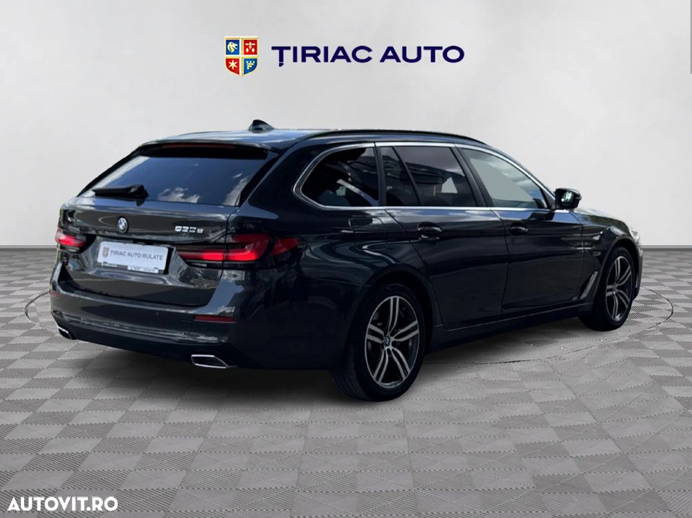 BMW Seria 5 530e xDrive Touring Aut. - 6