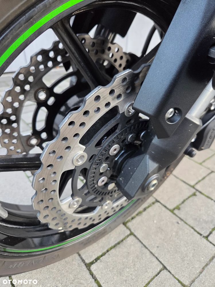 Kawasaki Versys 650 - 23