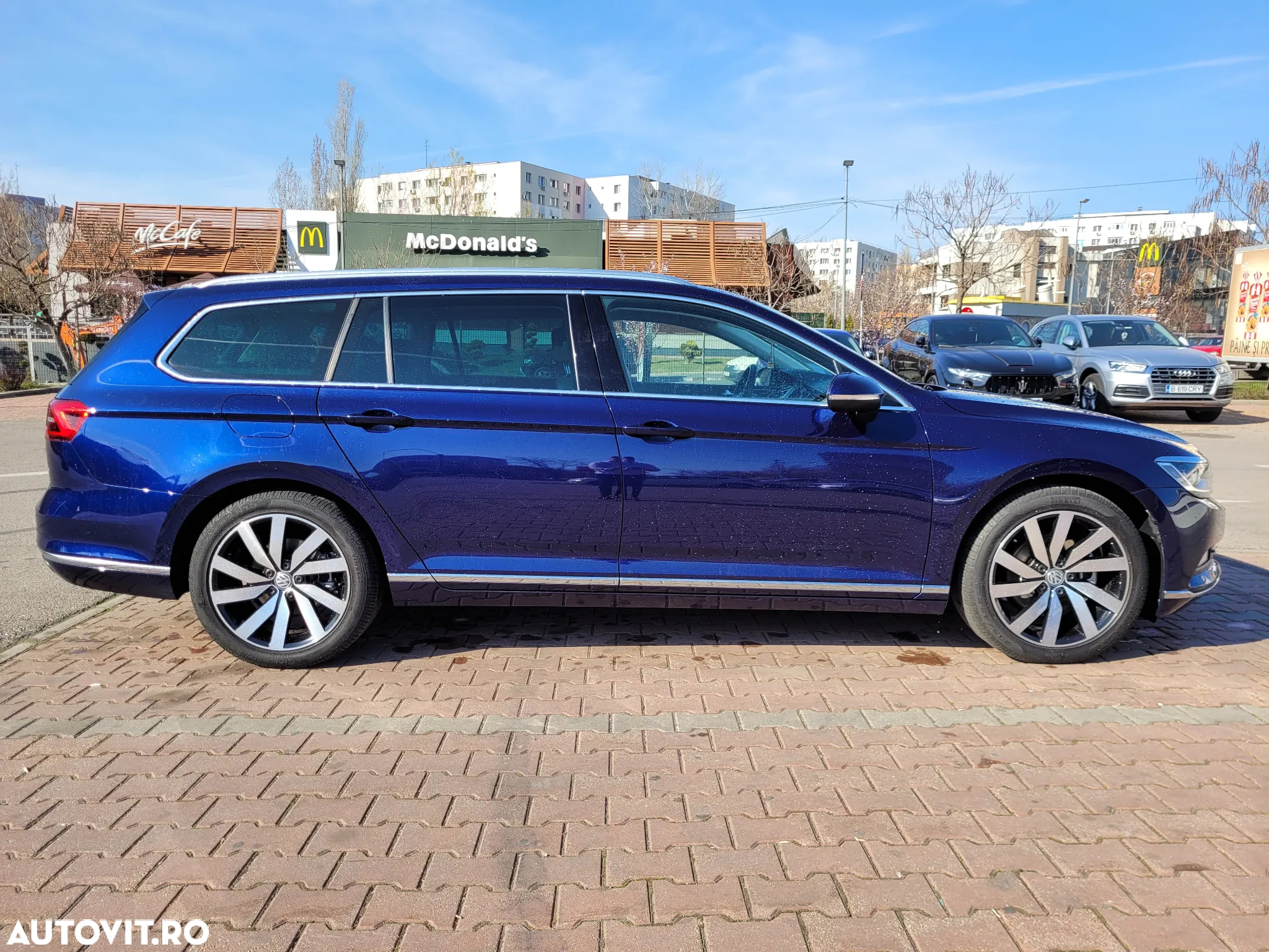 Volkswagen Passat Variant 2.0 TDI DSG Highline - 3