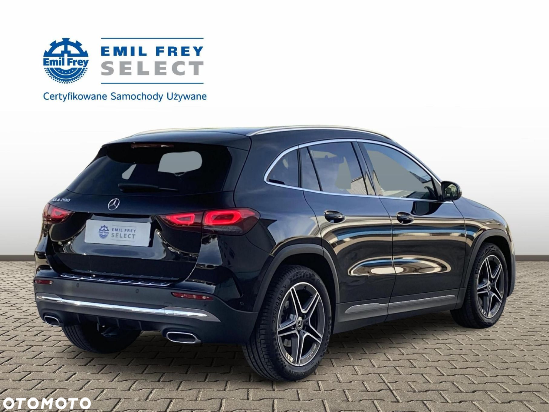 Mercedes-Benz GLA - 5