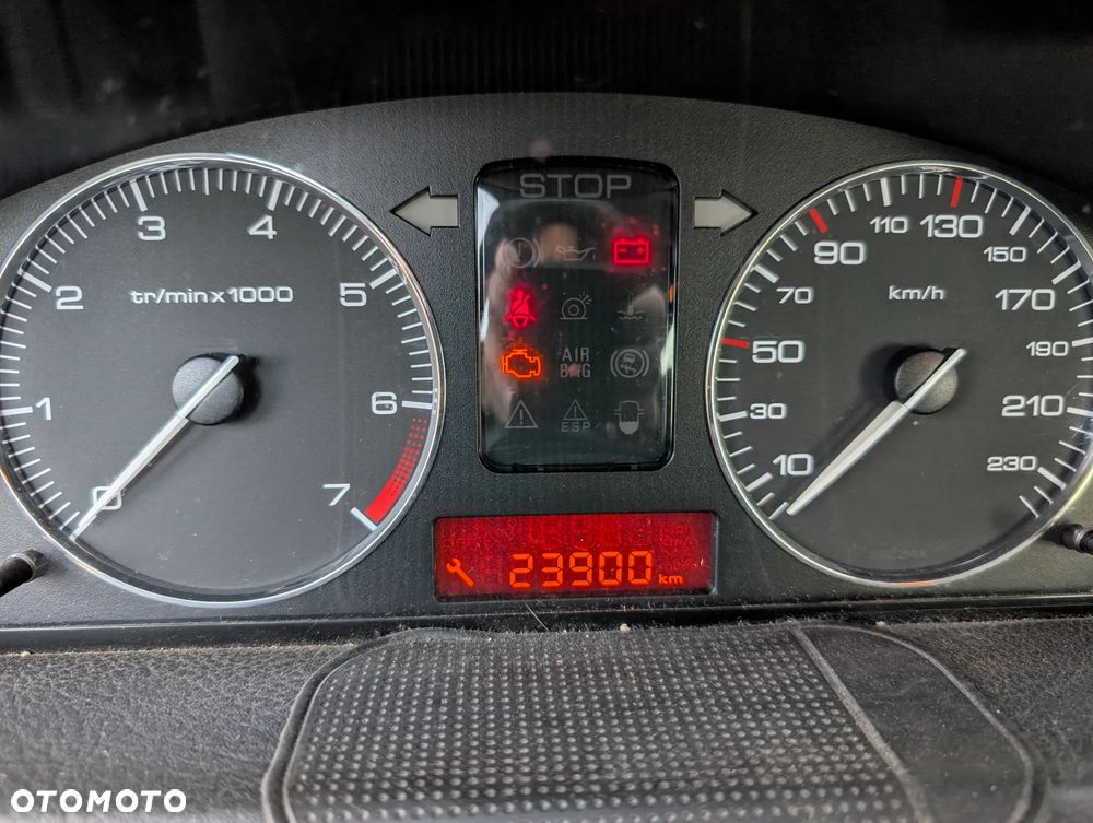 Peugeot 407 - 5