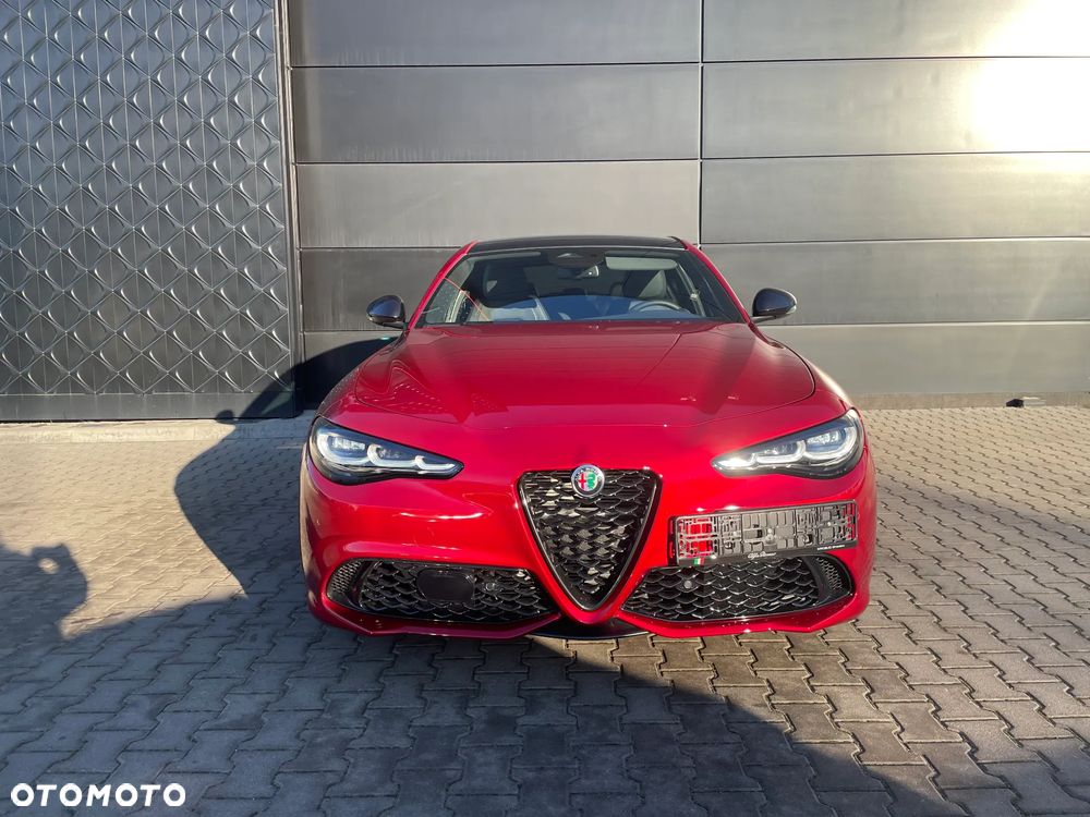 Alfa Romeo Giulia 2.0 Turbo Intensa Q4 - 1
