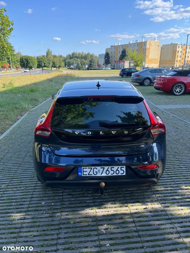 Volvo V40 2013 photo 2