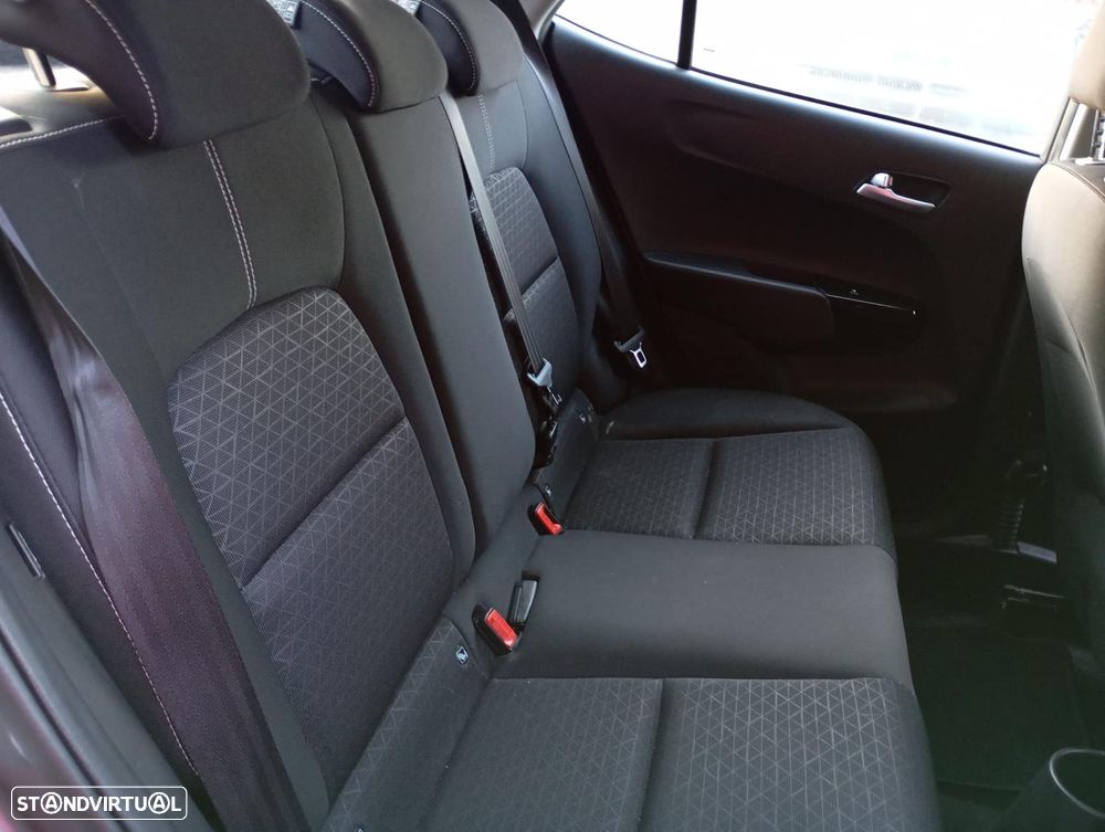 Kia Picanto 1.0 CVVT Urban - 6