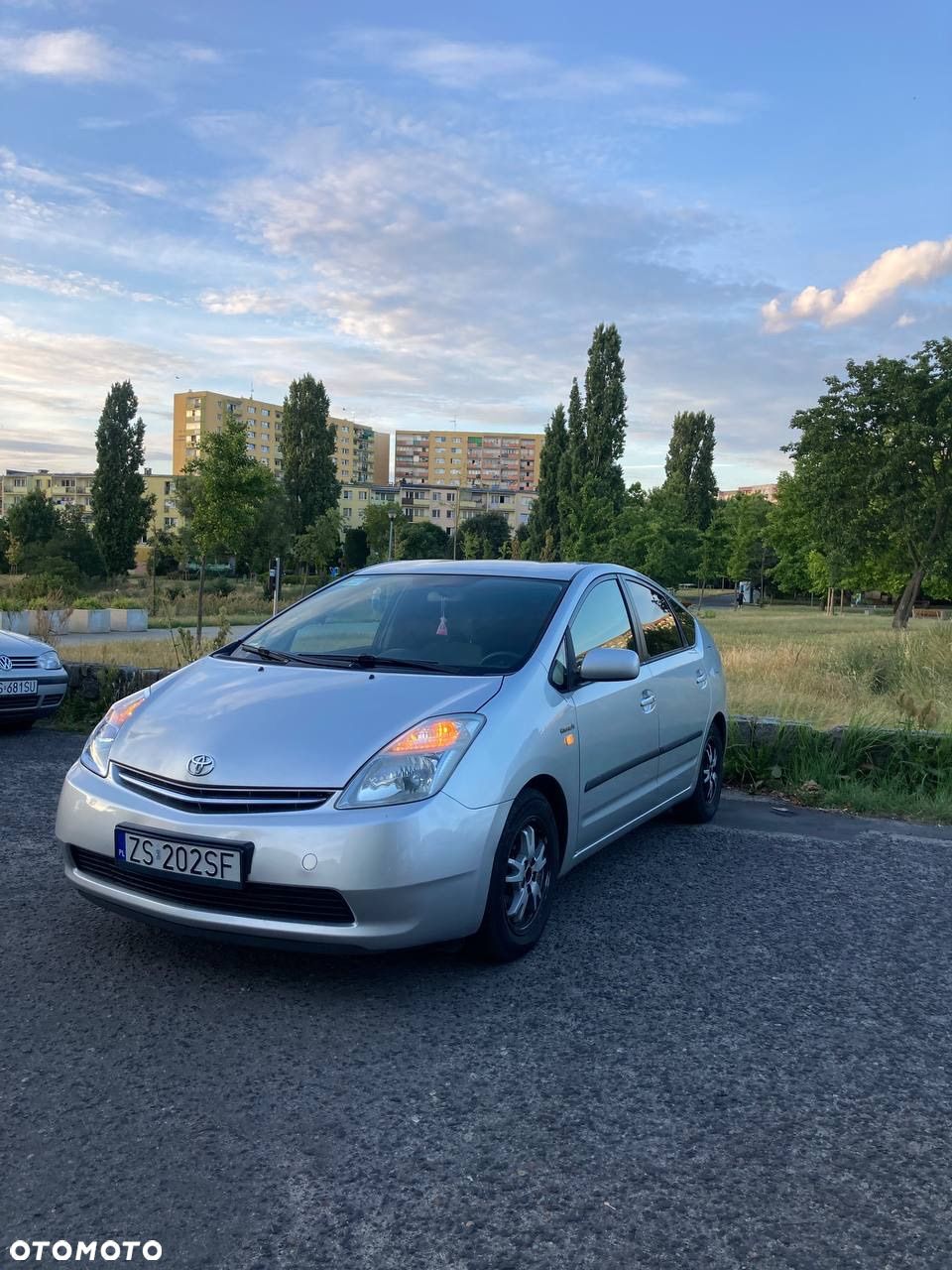 Toyota Prius 1.5 VVT-i Sol (nav) - 1