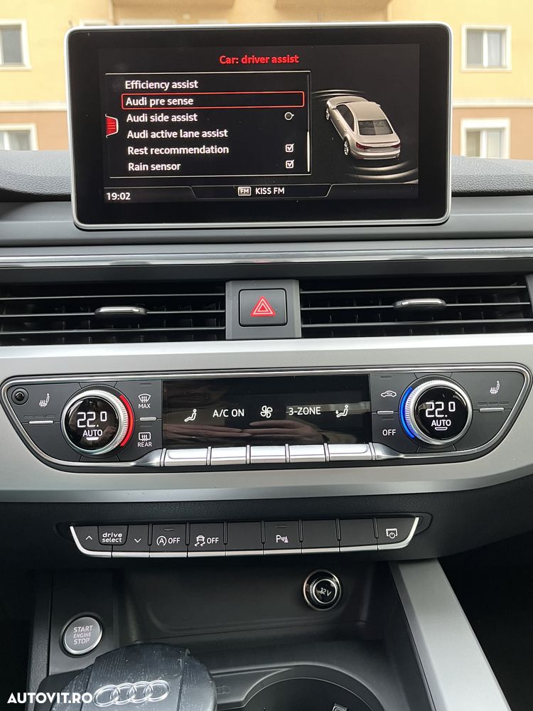 Audi A4 2.0 TDI quattro S tronic - 33