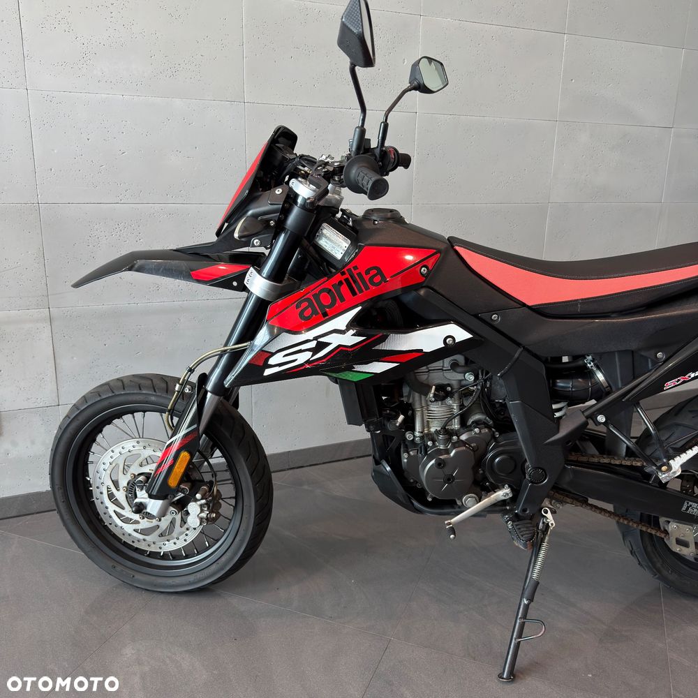 Aprilia SX - 10