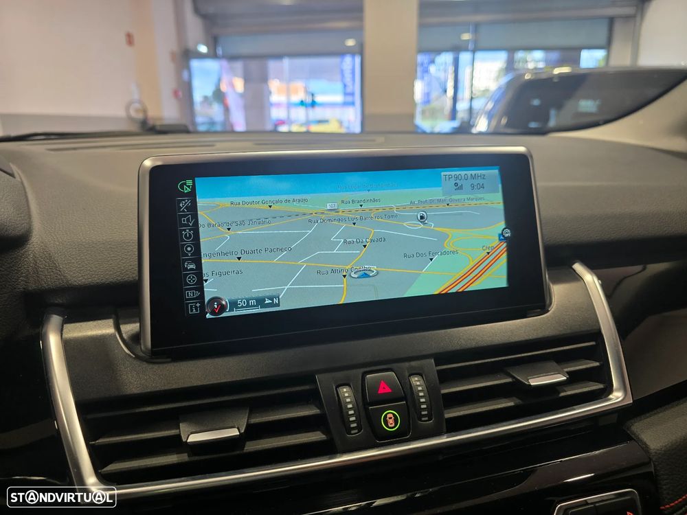 BMW 218 Active Tourer d Aut. Sport Line - 23