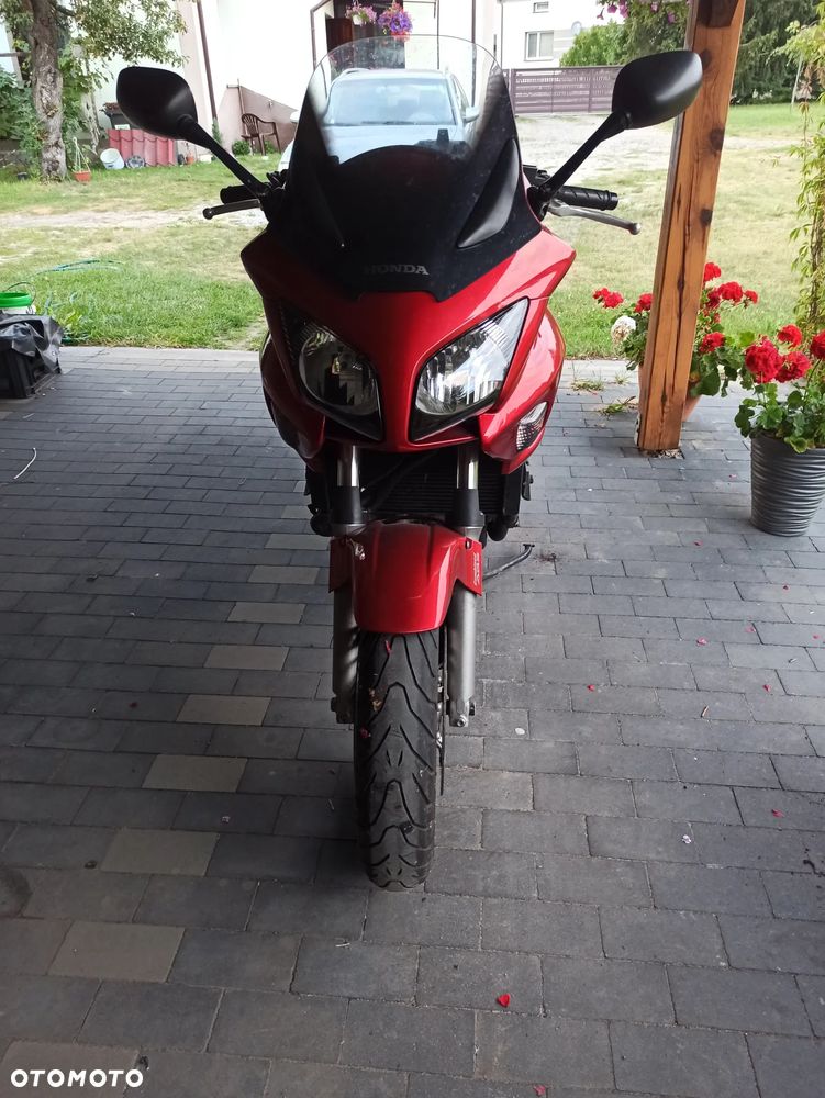 Honda CBF - 5