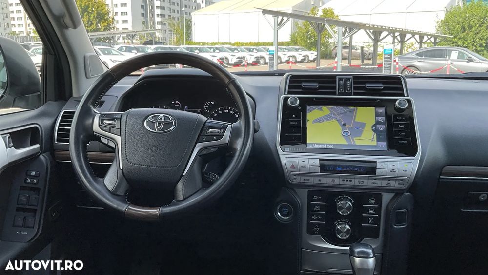 Toyota Land Cruiser 2.8l Turbo D-4D A/T AVS 5 locuri Luxury - 13