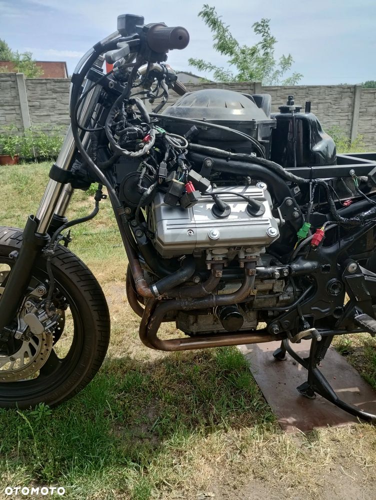 Honda ST - 8
