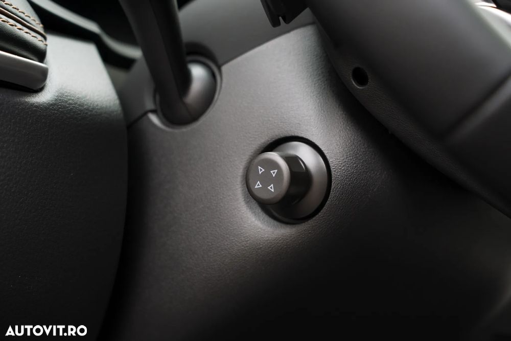 Mazda CX-80 2.5 e-Skyactiv AT8 AWD PHEV Homura Plus - 28