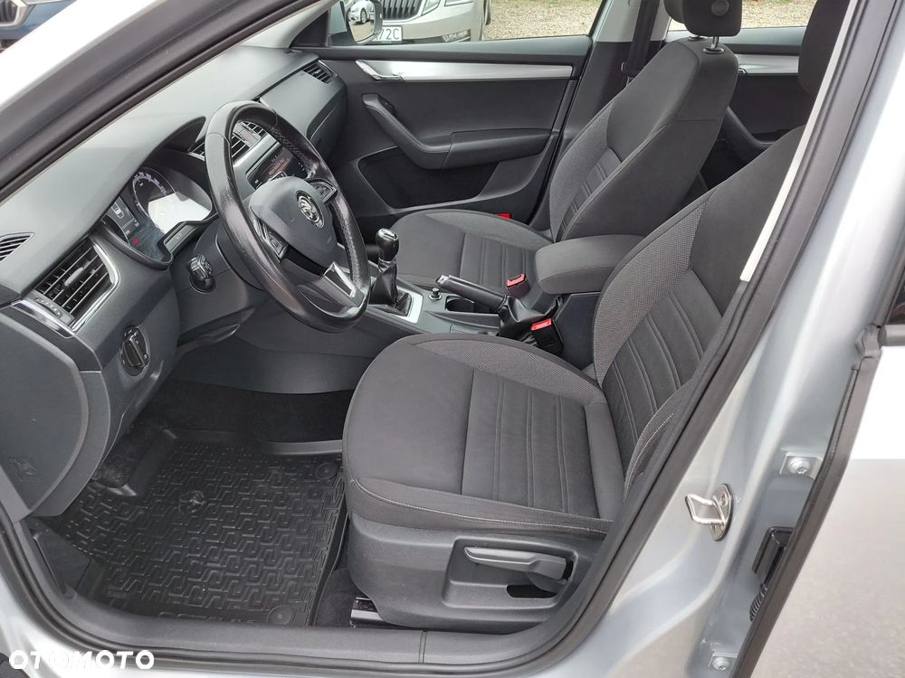 Skoda Octavia 1.0 TSI GPF Ambition - 33
