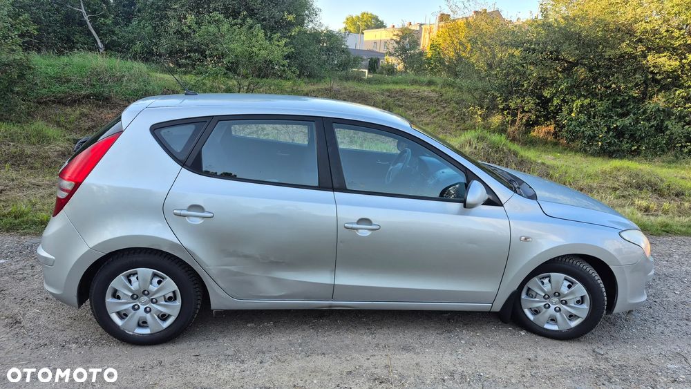 Hyundai i30 1.6 CRDi Comfort - 5