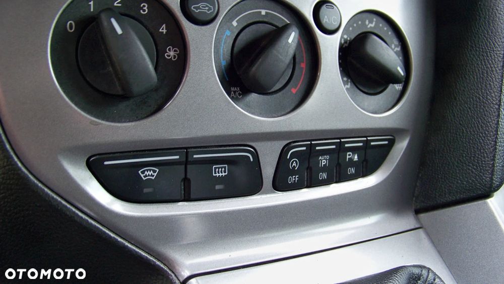 Ford Focus 1.6 TDCi DPF Start-Stopp-System Champions Edition - 15