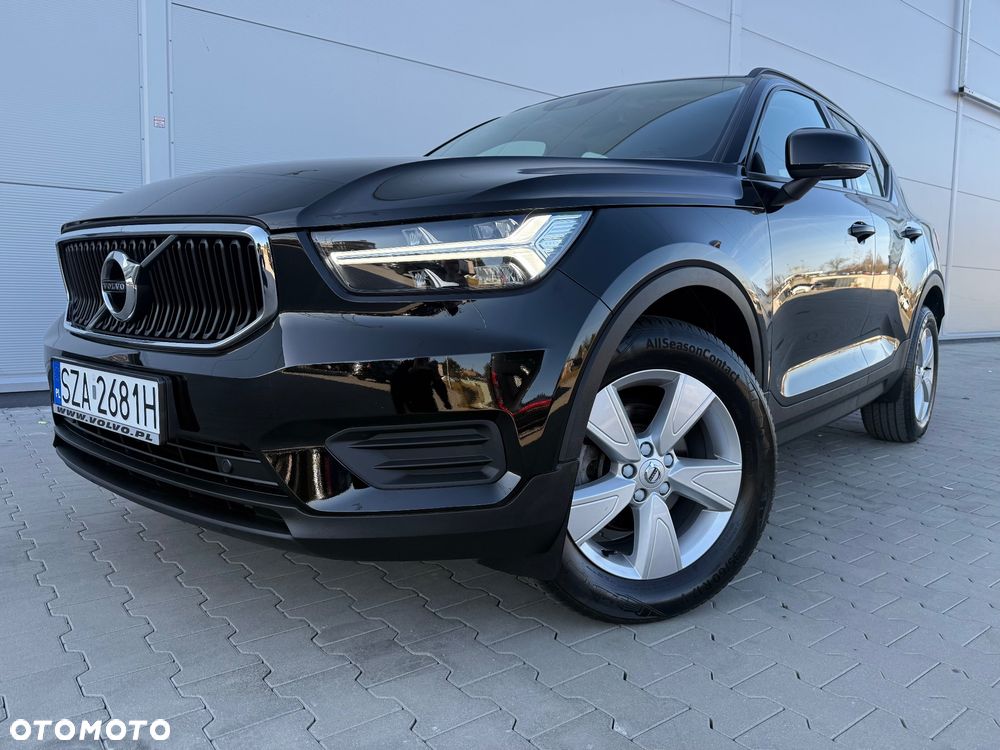 Volvo XC 40 T2 Momentum Core - 4