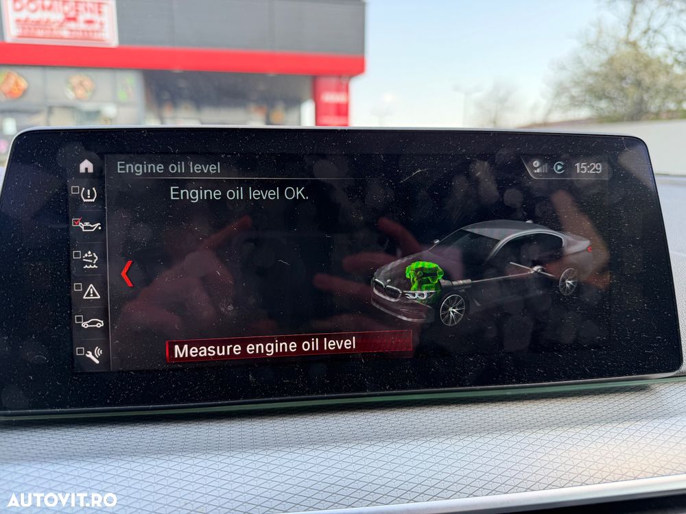 BMW Seria 5 520d AT - 17