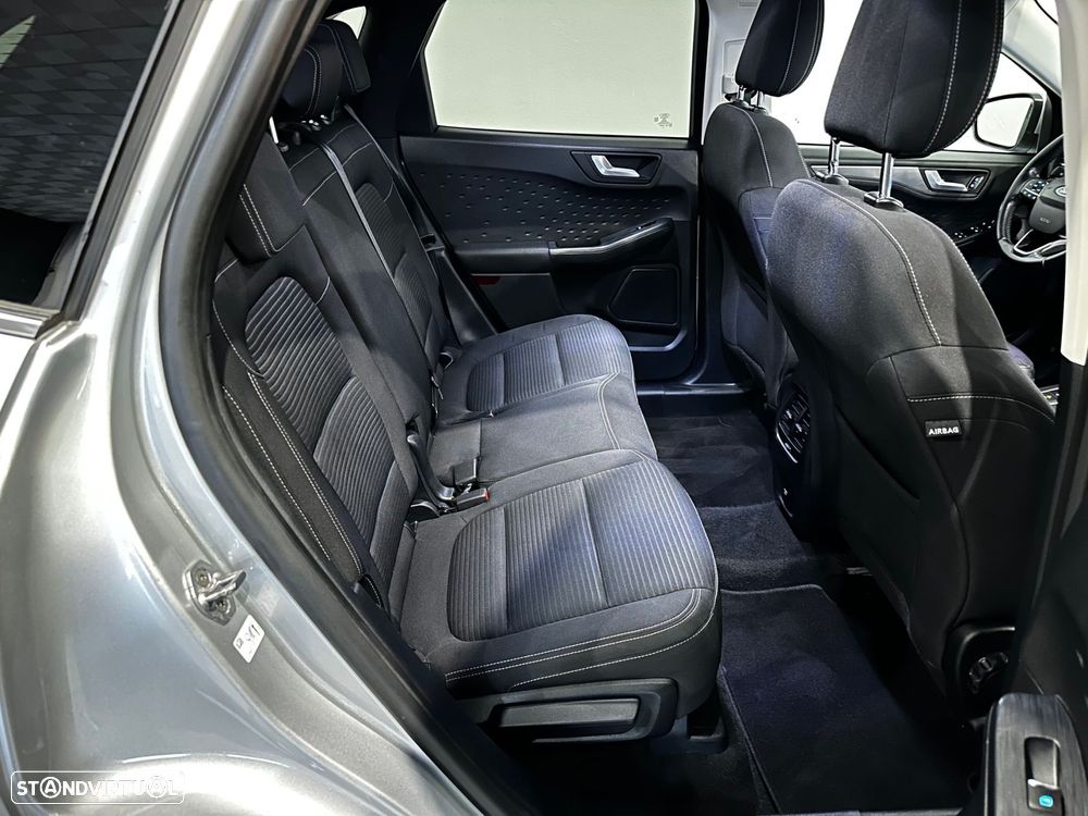 Ford Kuga 2.5 PHEV Titanium - 32