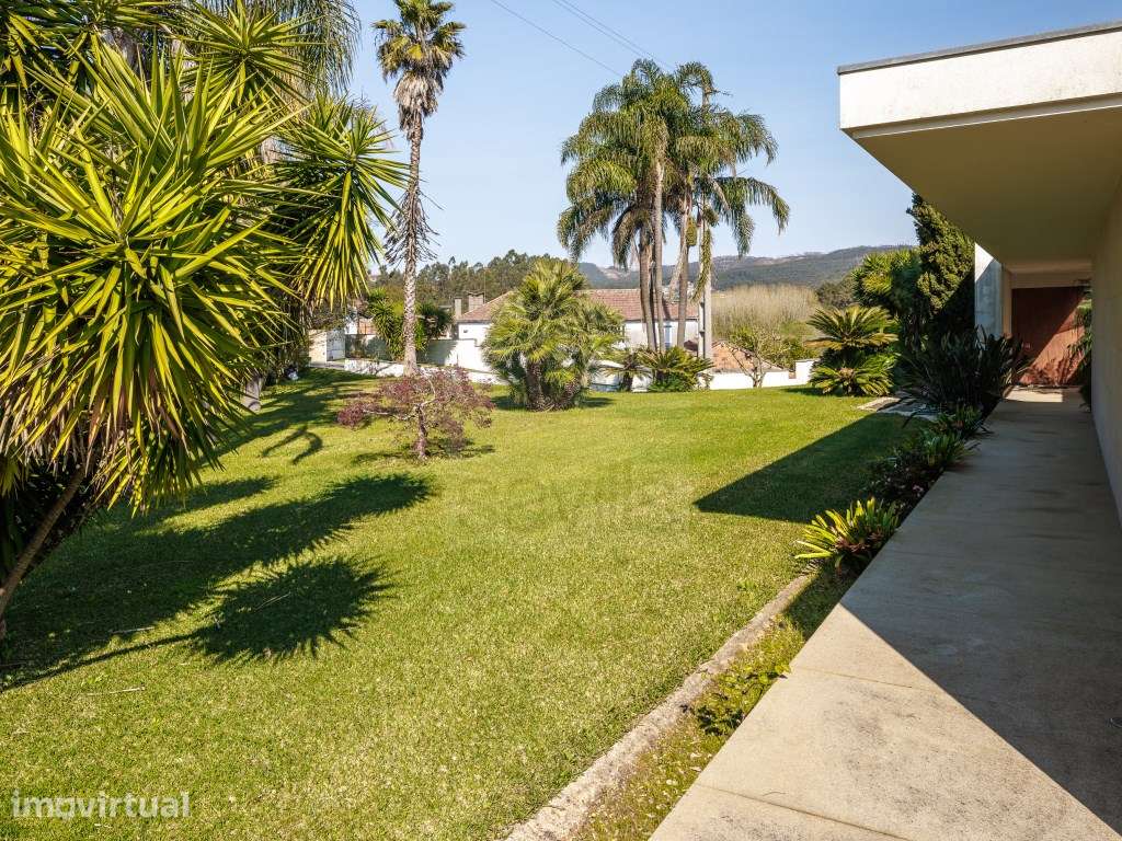 Moradia V5+1 com jardim em Macinhata da Seixa - Grande imagem: 4/60
