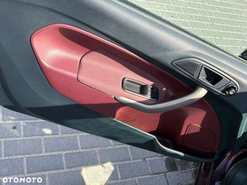 Ford Fiesta 1.25 Ambiente EU5 - 12