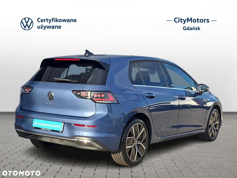 Volkswagen Golf - 2