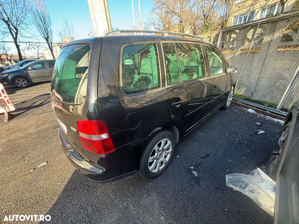 Volkswagen Touran 1.9TDI Trendline - 8