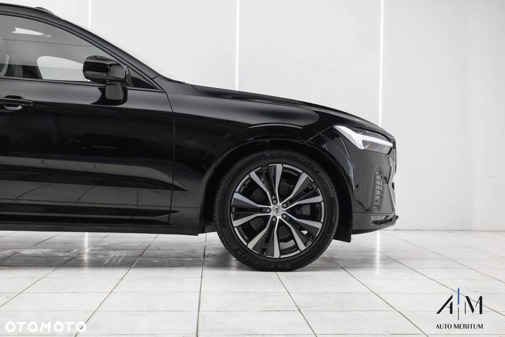 Volvo XC 60 B4 D AWD Ultimate Dark - 9