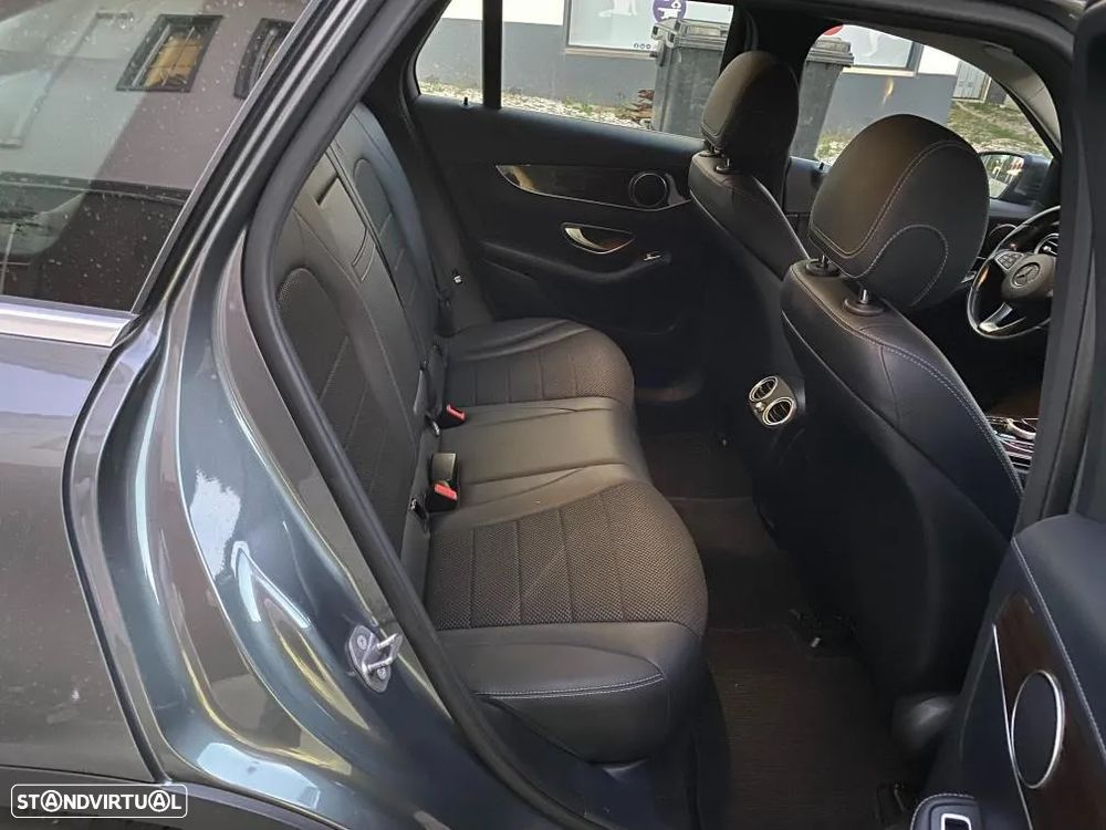 Mercedes-Benz GLC 220 d 4Matic 9G-TRONIC Exclusive - 28