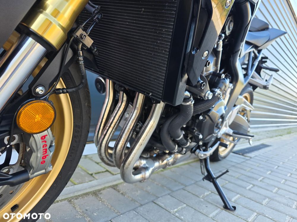 Honda Hornet - 15