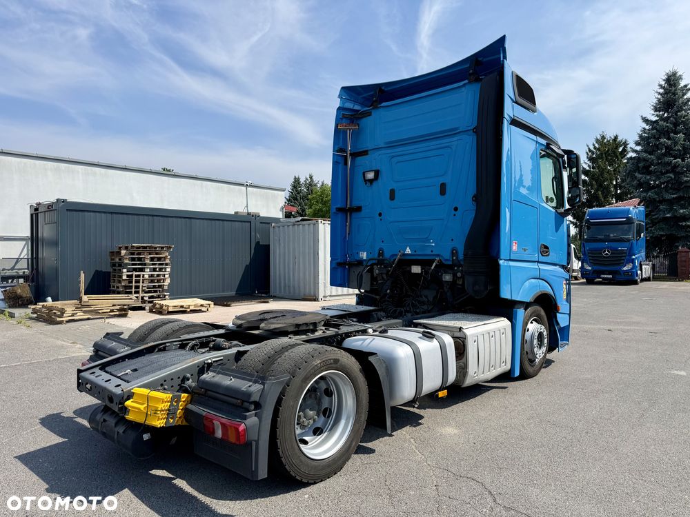 Mercedes-Benz Actros 1843 - 4