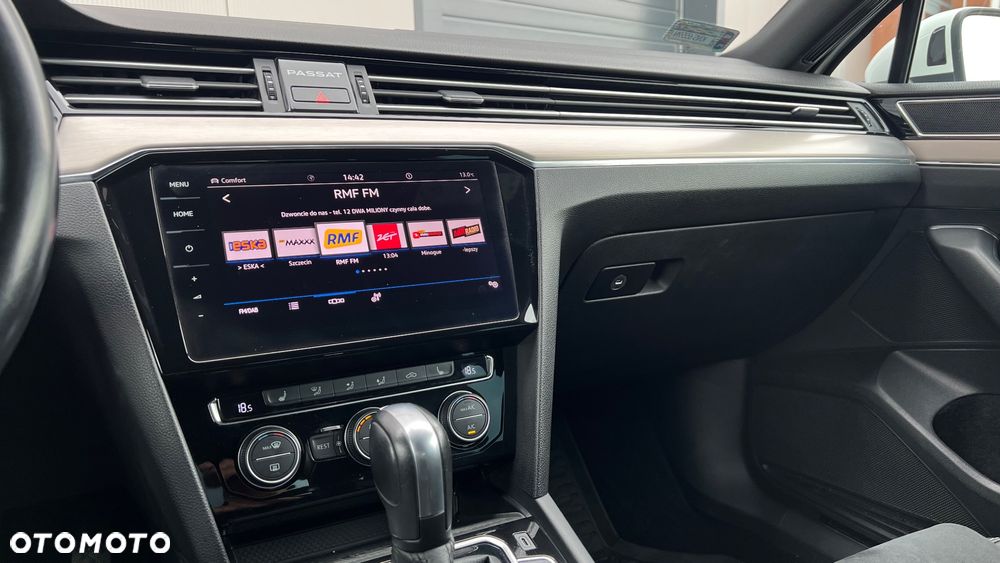 Volkswagen Passat 2.0 TSI Elegance DSG - 15