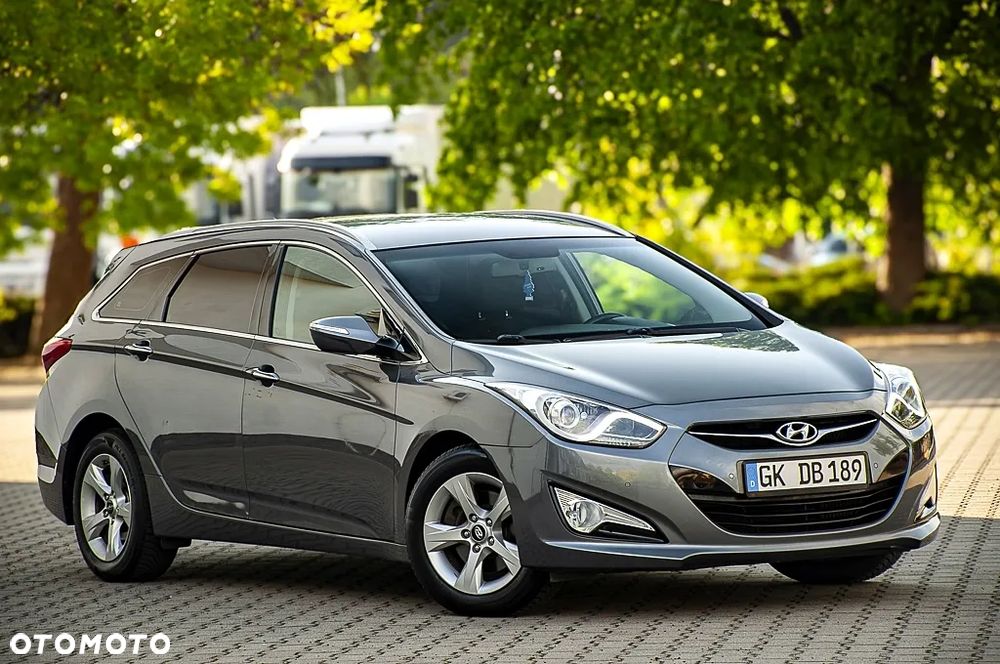 Hyundai i40 i40cw 1.7 CRDi Automatik Fifa World Cup Edition - 3
