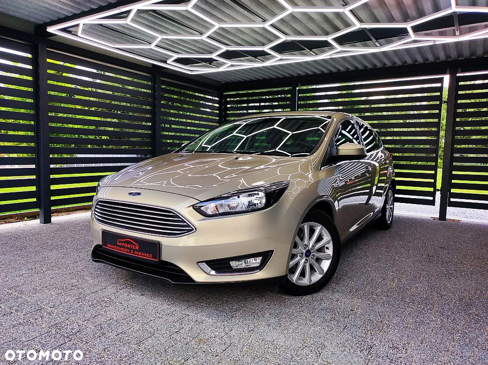 Ford Focus - 18