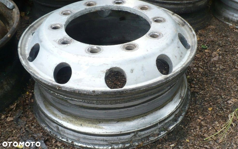 FELGA FELGI ALUMINIOWE 22.5 X 5.9 X 175 - 2