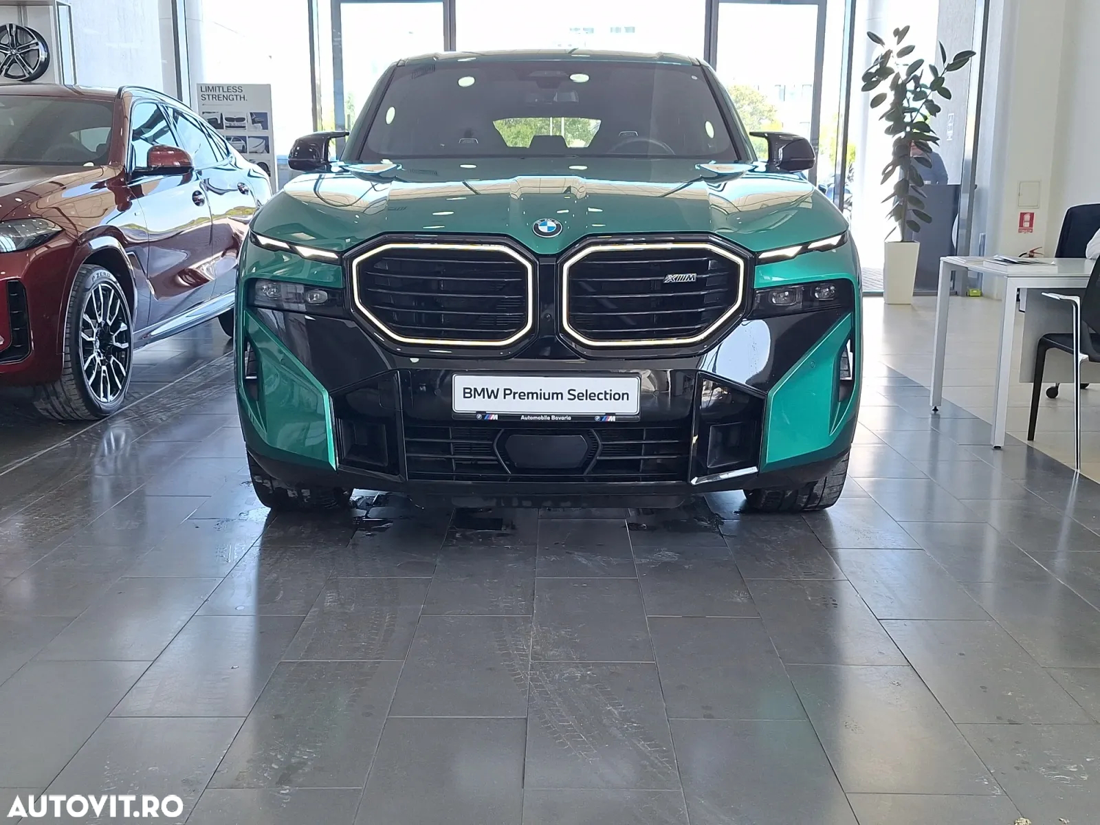 BMW XM 50e - 4