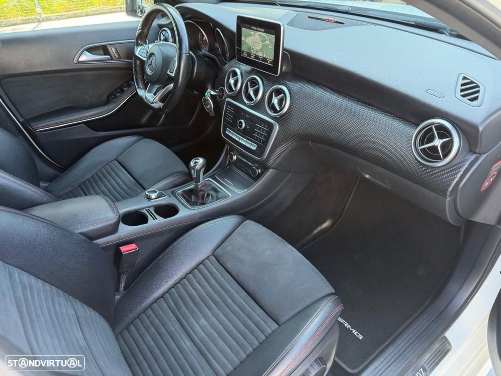 Mercedes-Benz A 180 d AMG Line - 10