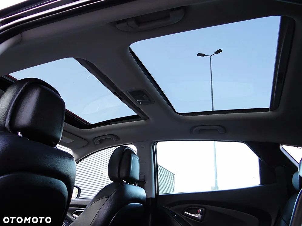 Hyundai ix35 2.0 CRDi 4WD Automatik Premium - 35