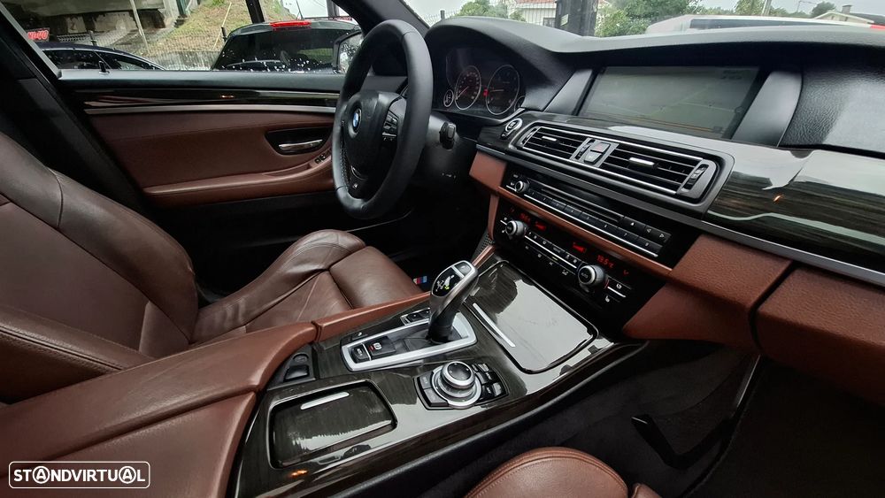 BMW 520 d Auto - 29