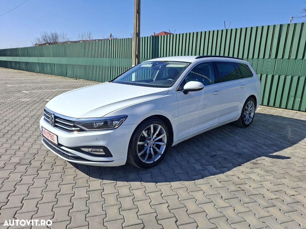 Volkswagen Passat 2.0 TDI SCR DSG Elegance - 1