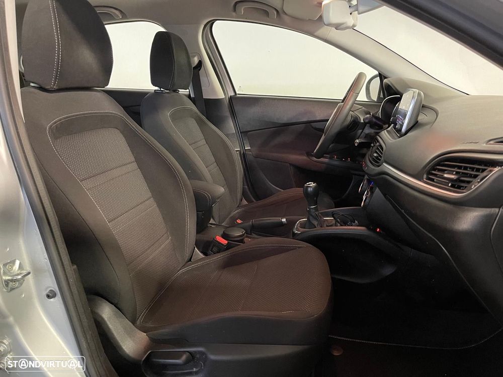 Fiat Tipo 1.3 M-Jet Easy J17 - 14