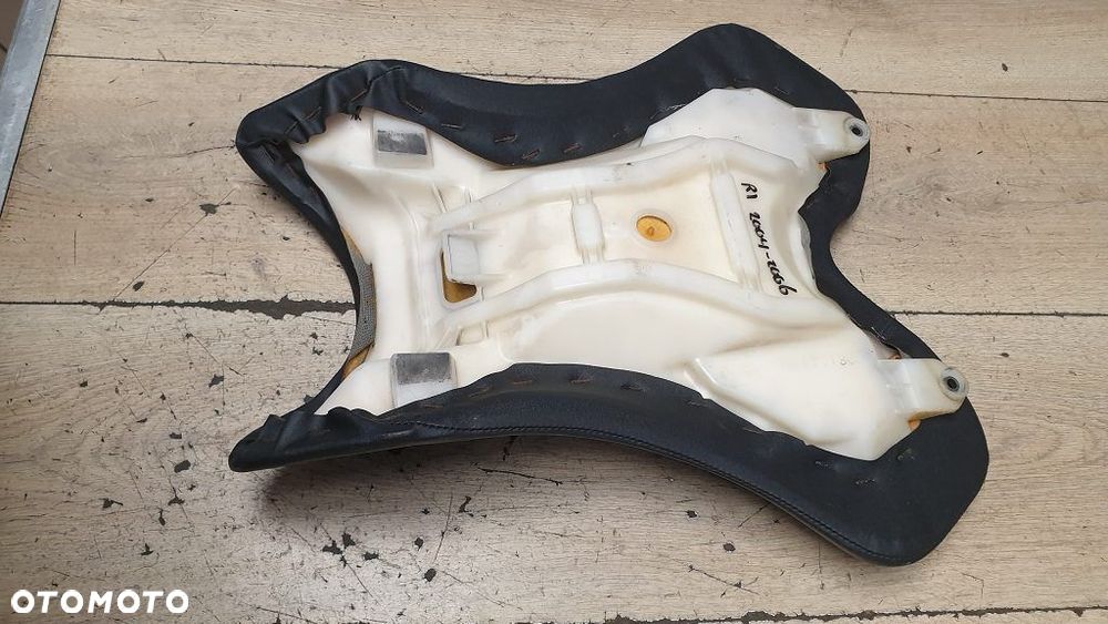 Siedzenie kierowcy Yamaha YZF R1 RN12 - 9