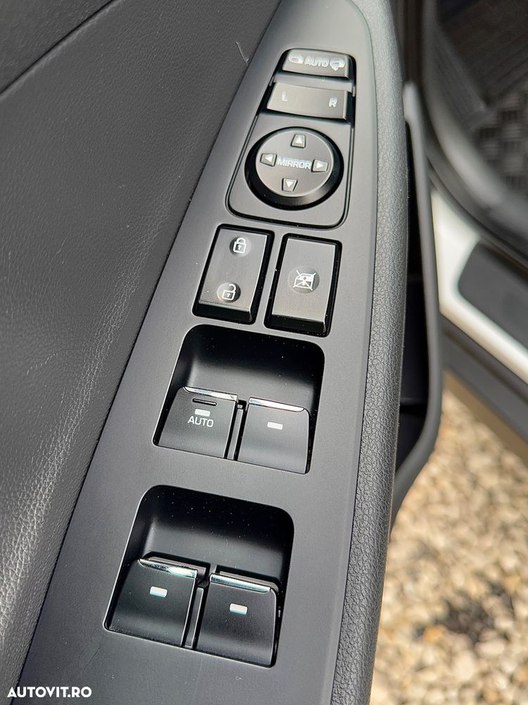 Hyundai Tucson blue 1.7 CRDi 2WD DCT Premium - 14